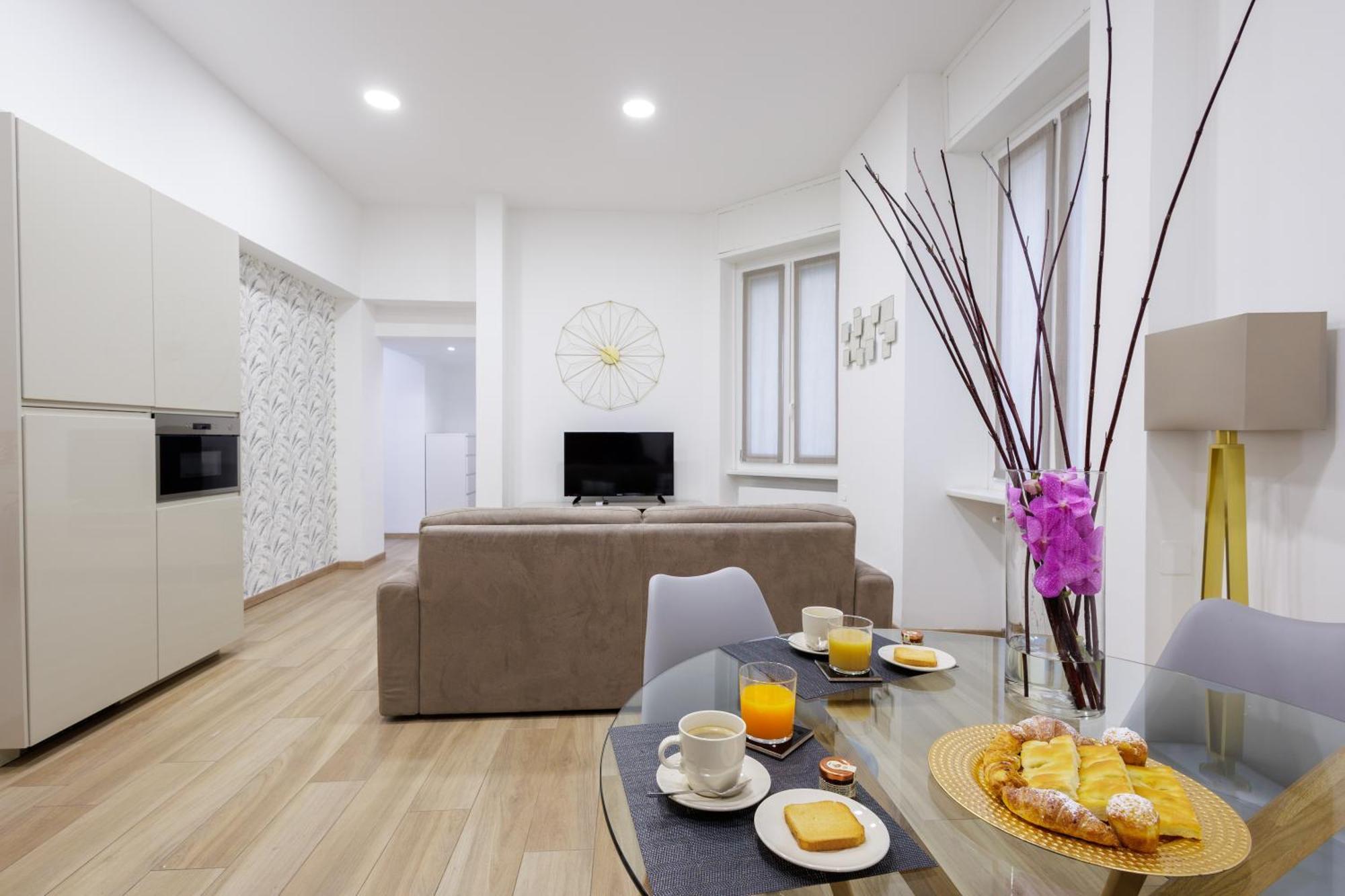Genoa Lux Apartments With Parking ภายนอก รูปภาพ